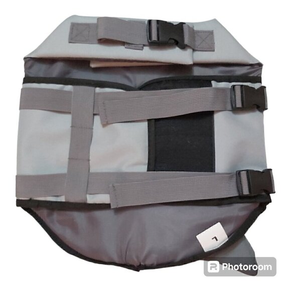 Shark Fin Dog Life Jacket Vest: Safety & Style for Water Adventures, Size Med - Picture 3 of 7